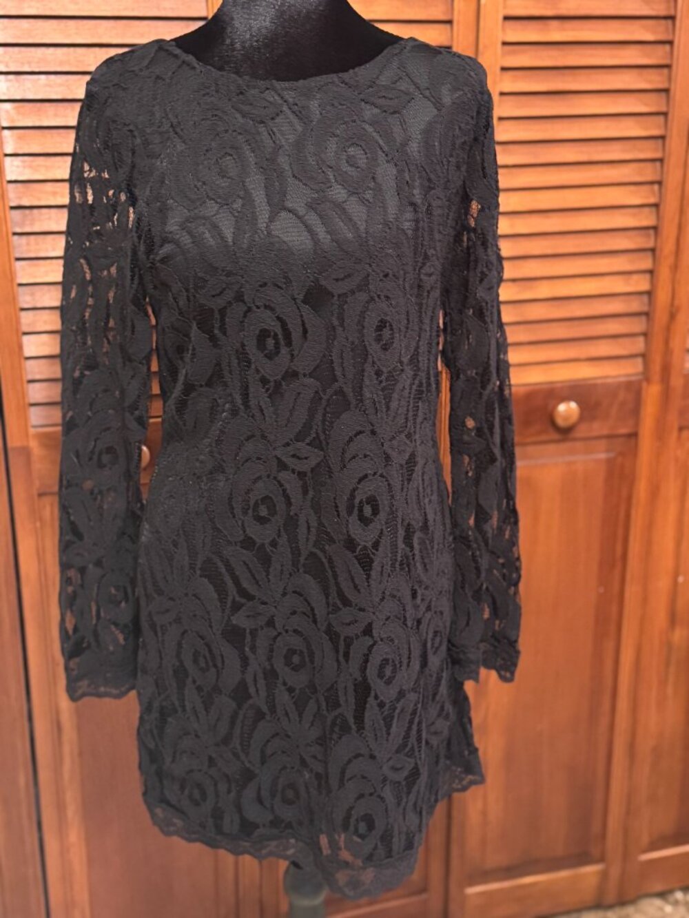 love, Fire Black Floral Lace Long-Sleeve Dress
